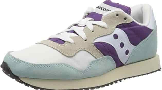 womens running shoe