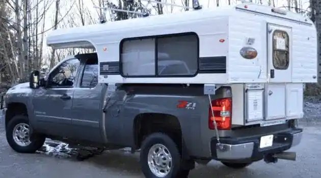 Alaskan 7 Cabover
