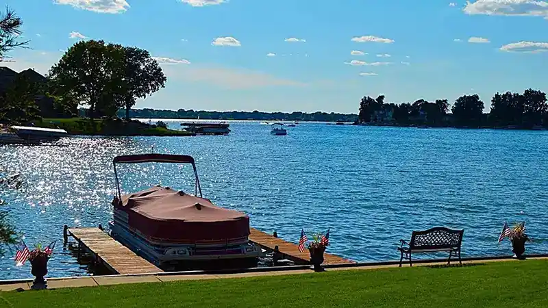 Best Pontoon Boat Brands