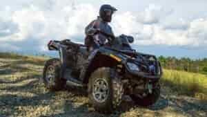Who Makes Tracker Atv Engines?