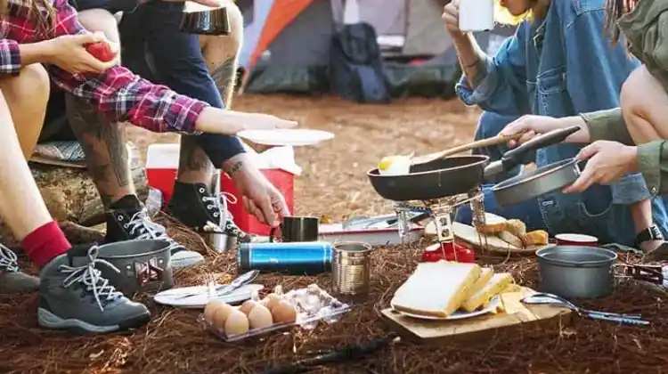12 Best Camping Recipes for a Delicious Outdoor Meal