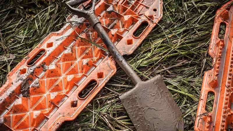 9 Essential Tips for Off Road Vehicle Recovery