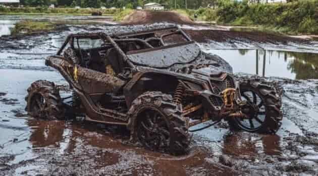 florida off road park mud hole with utv stuck