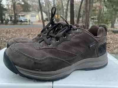 New Balance Mens Brown Hiking Shoes