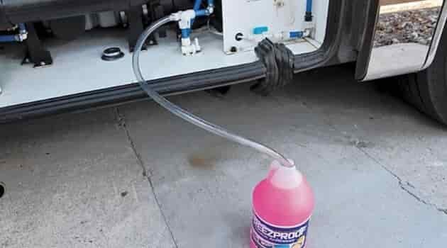 How To Keep RV Pipes From Freezing? 10 Tips
