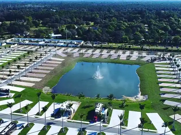 Top RV Parks In Fort Myers FL