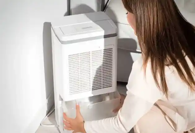 Do I Need to Run a Dehumidifier When the RV AC Is Running-guide