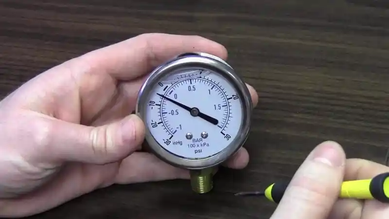 How Does a Boat Water Pressure Gauge Work