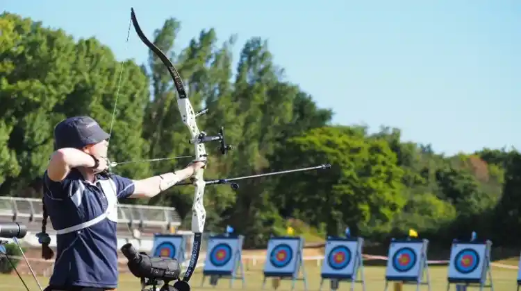 10 Tips to Help Get into Competitive Archery