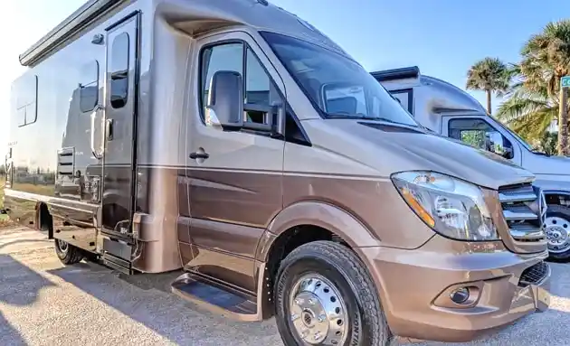 Buying An RV Directly From The Manufacturer