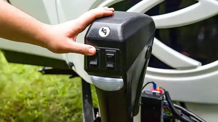 The 10 Best RV Jacks- Brand Buying Guide & Reviews