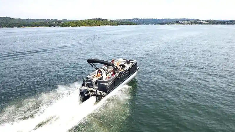 How Fast Does A 25 Hp Pontoon Boat Go