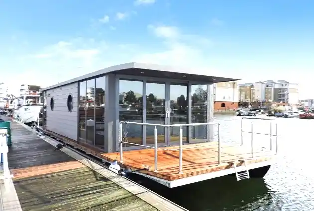 How Much Does A Used Houseboat Cost - guide