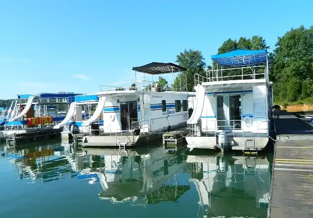 How Much Does It Cost To Maintain A Houseboat - guide