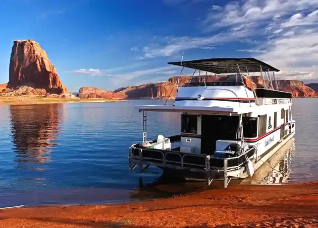 Lake Powell Houseboat Rental