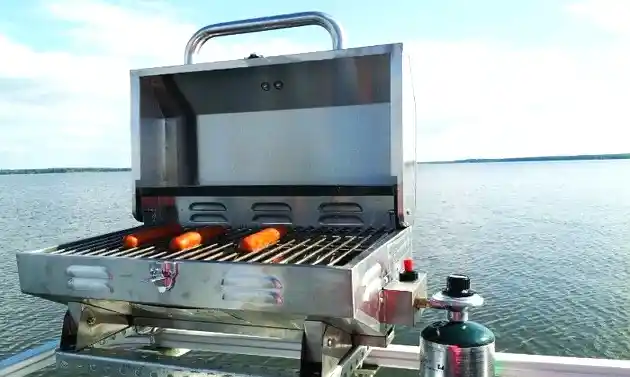Pontoon Grilling