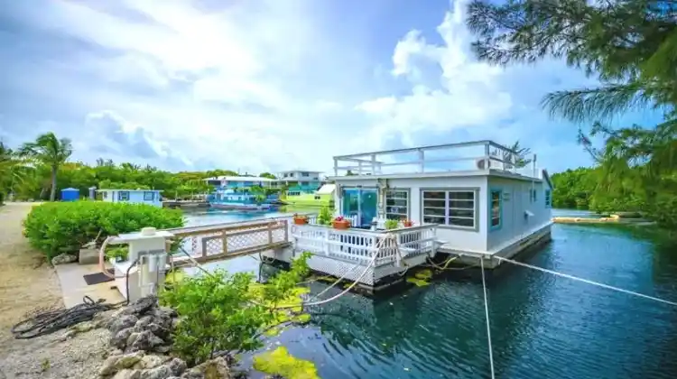 Where Can I Rent A Houseboat In Florida