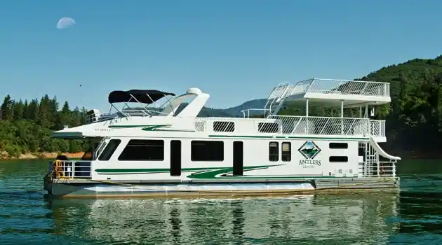 houseboat maintenance